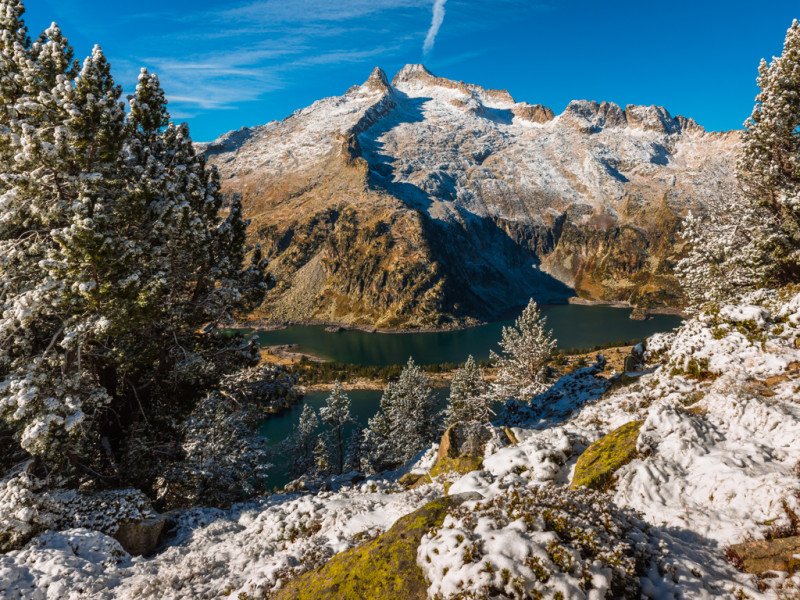 Néouvielle aux premières neiges Néouvielle aux premières neiges