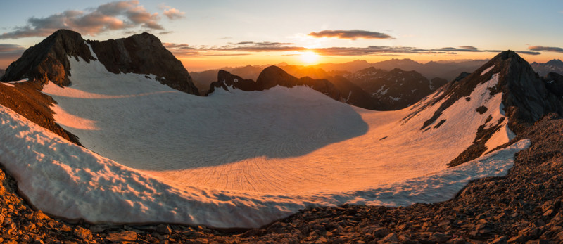 Lever de soleil sur le glacier d'Ossoue Lever de soleil sur le glacier d'Ossoue